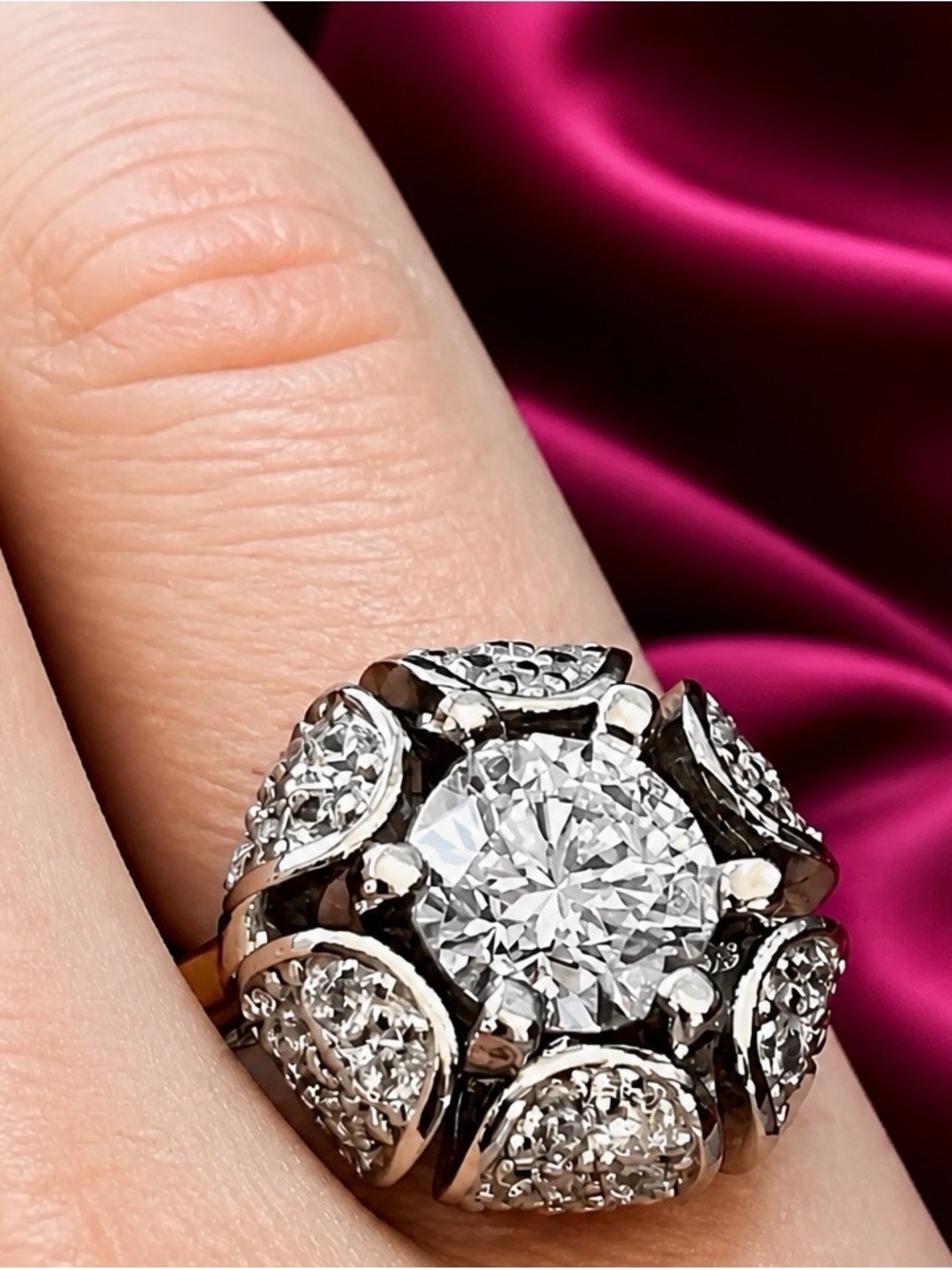 Men’s AAA Moissanite D-Color, VVSI. 7mm, Rhodium over 925 S.Silver